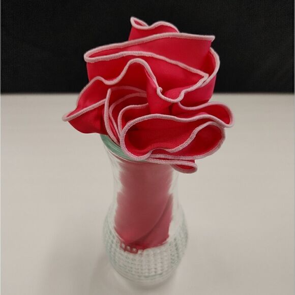 MEN'S ROUND HANKY POCKET SQUARE. - Picture 1 of 3